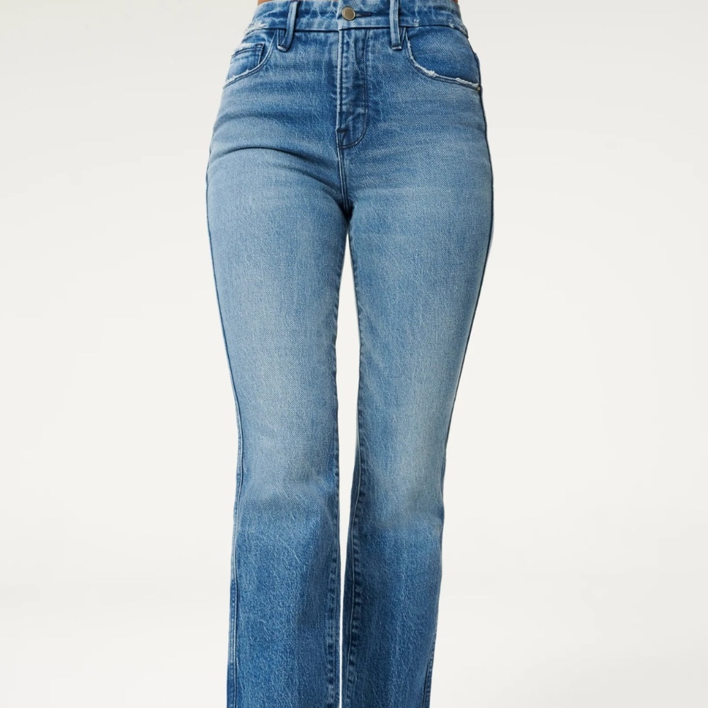 Good American Good Curve Straight Jeans NWT Size 2 (26) Color Blue858